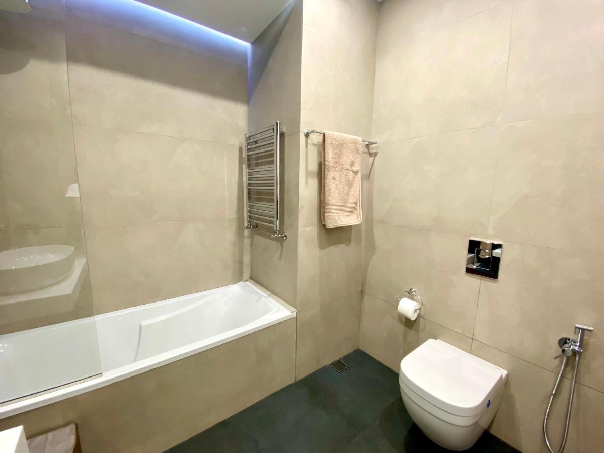 Heart Of Yerevan - City Center Luxury Apartments Εξωτερικό φωτογραφία