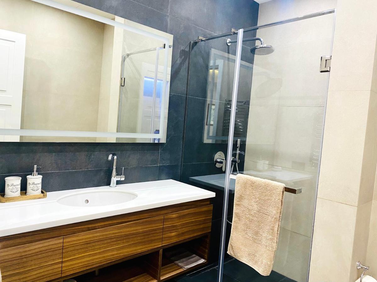 Heart Of Yerevan - City Center Luxury Apartments Εξωτερικό φωτογραφία
