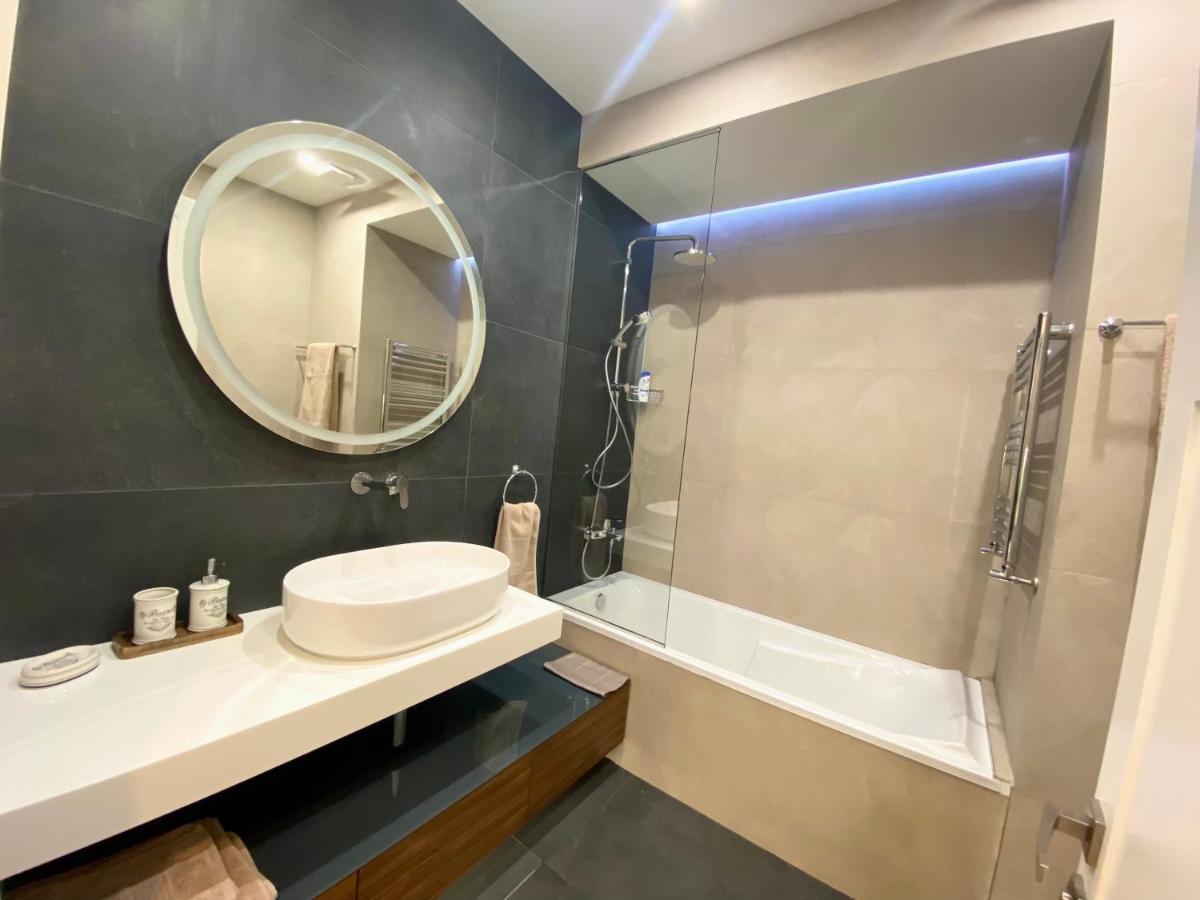 Heart Of Yerevan - City Center Luxury Apartments Εξωτερικό φωτογραφία