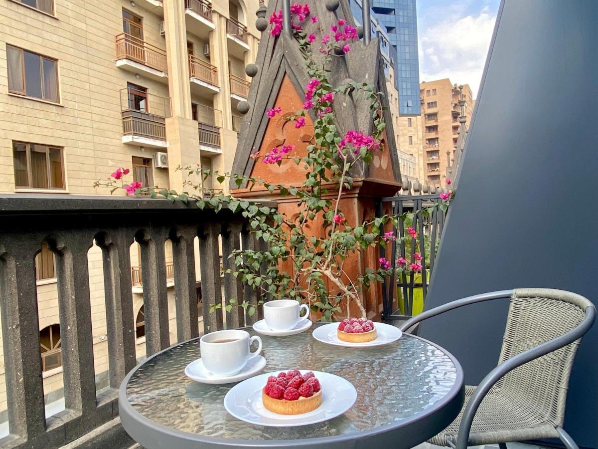 Heart Of Yerevan - City Center Luxury Apartments Εξωτερικό φωτογραφία